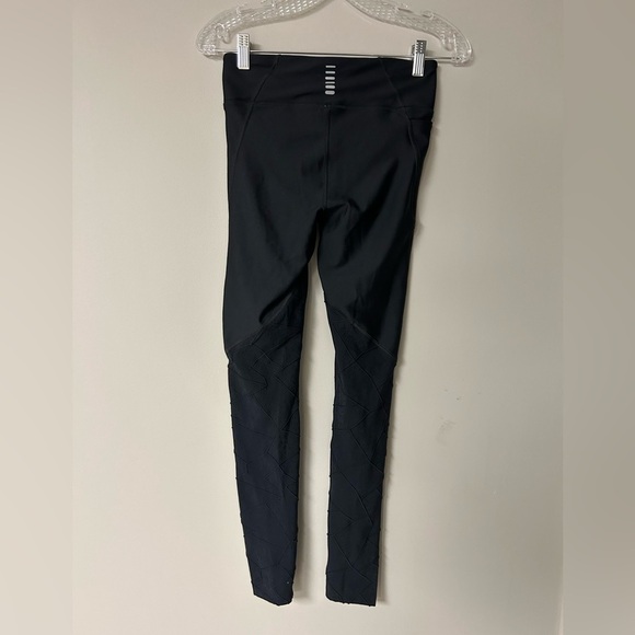 Under Armour Compression Heat Gear Leggings - Picture 3 of 6